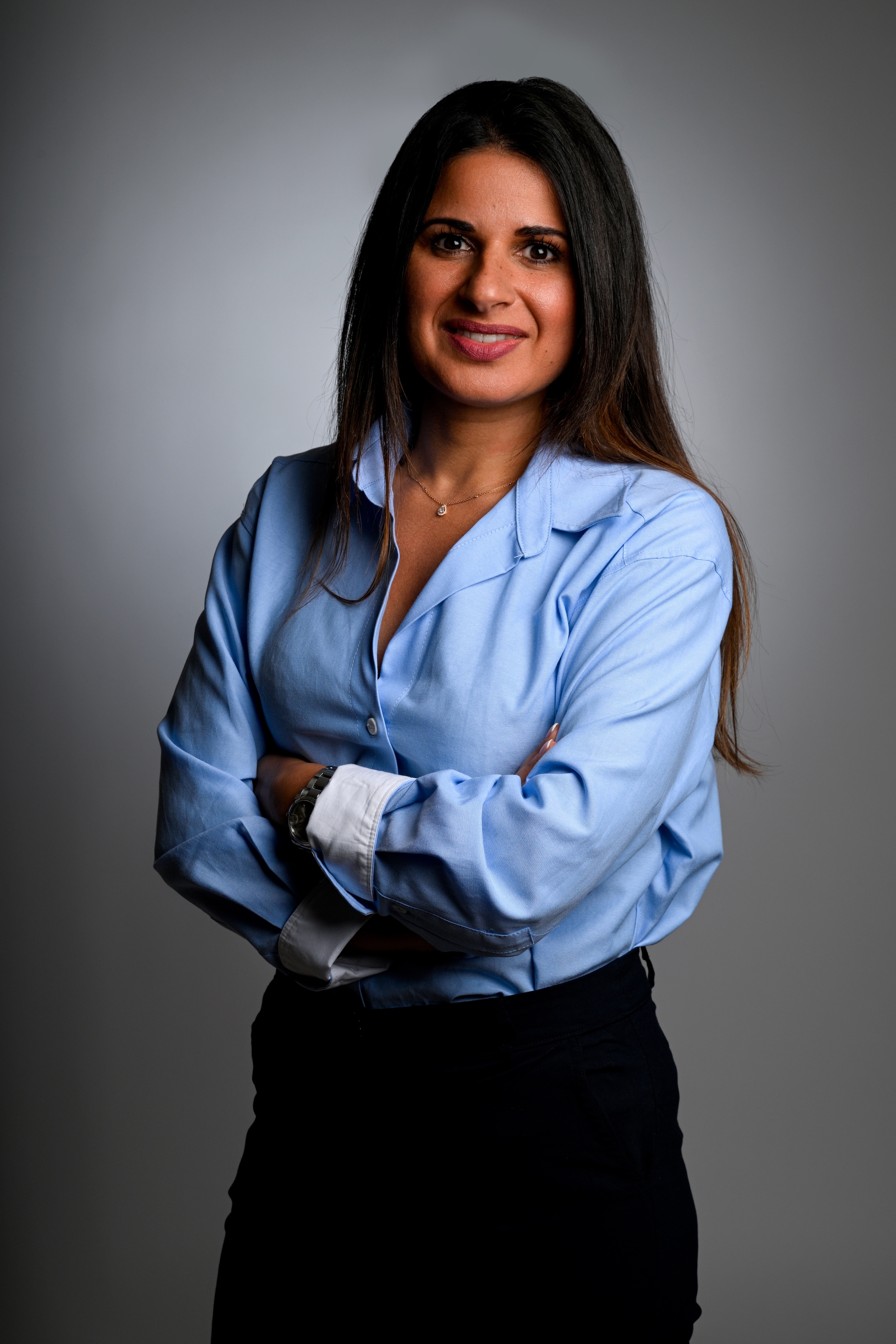 Caroline Nakache dans son cabinet
